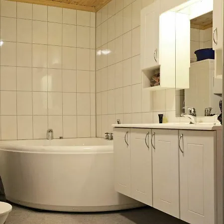 Three-bedroom Holiday In
