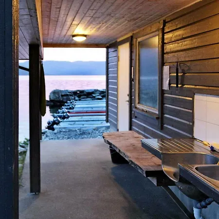 Three-bedroom Holiday In Σπίτι διακοπών *